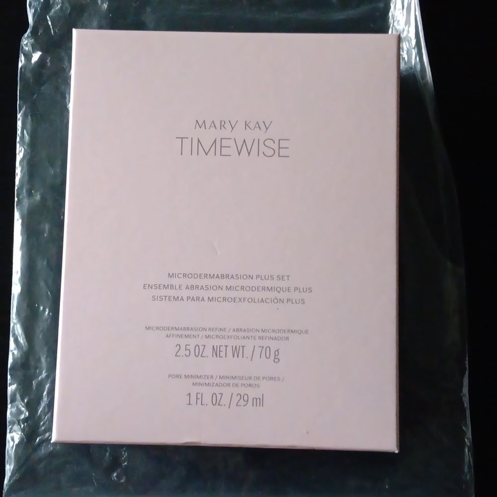 Mary Kay TimeWise Microdermabrasion Plus Set (Refine + Pore Minimizer) New!